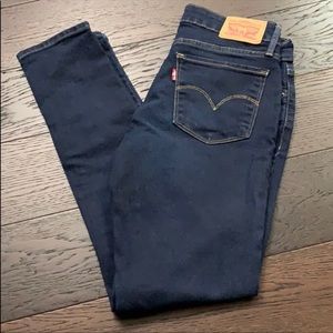 Levi’s 711 Skinny Dark Wash